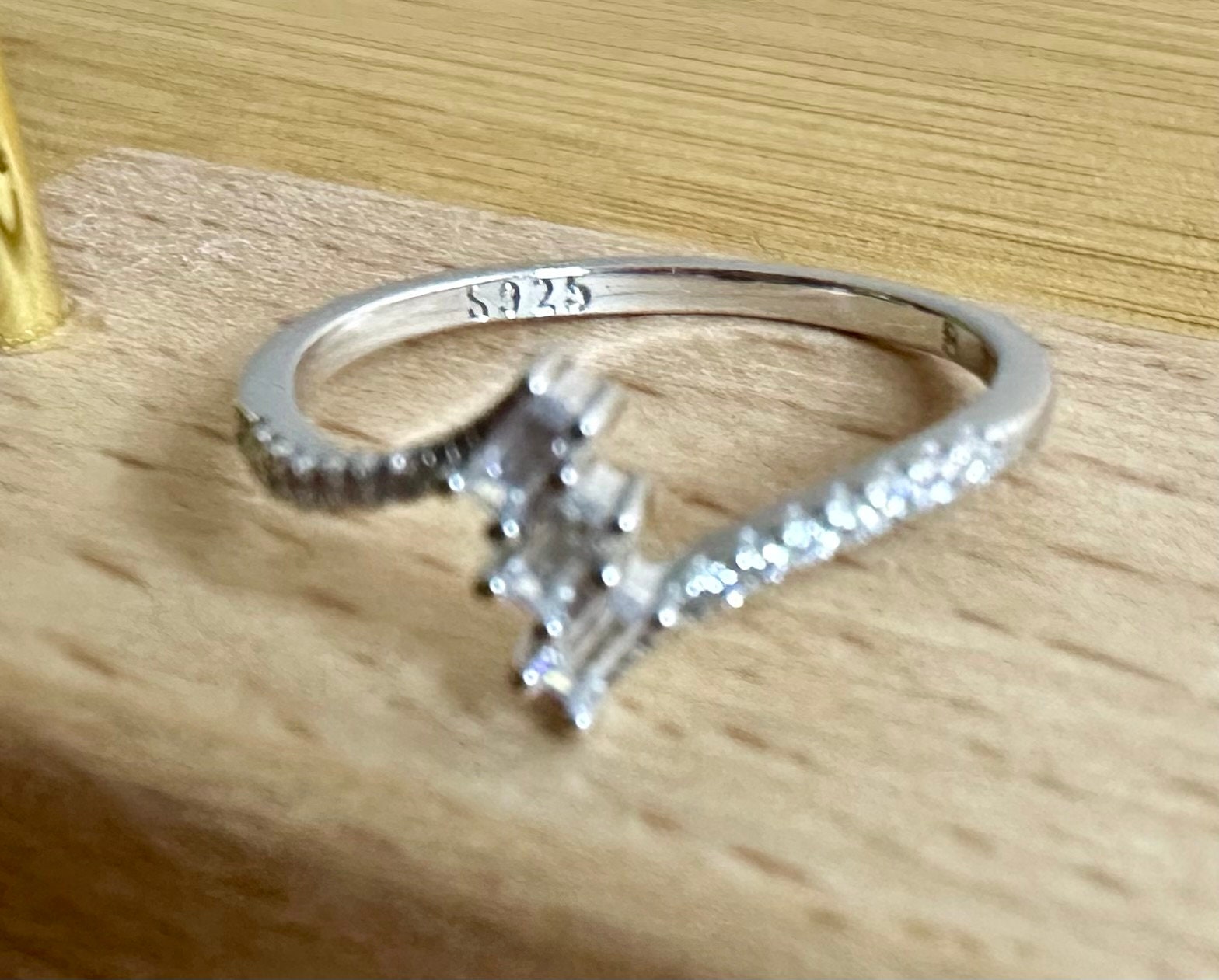 Bague En Argent 925 Avec Strass - Taille 55/56 - Modèle Argenté Occasion