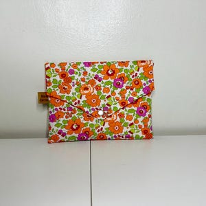 Pochette en coton Liberty  « betsy Mandarine », Liberty exclusif molletonnée, doublée. Trousse maquillage, pochette de sac