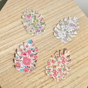 Tropical leaf patch in Liberty, iron-on, easy to install. Customize accessories or clothing, colors of your choice