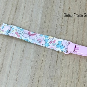 Liberty pacifier clip, plastic clasp. Gift idea for birth, birthday, holidays, etc.