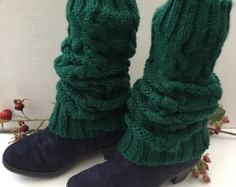 Knitted Leg Warmers. green cable knit