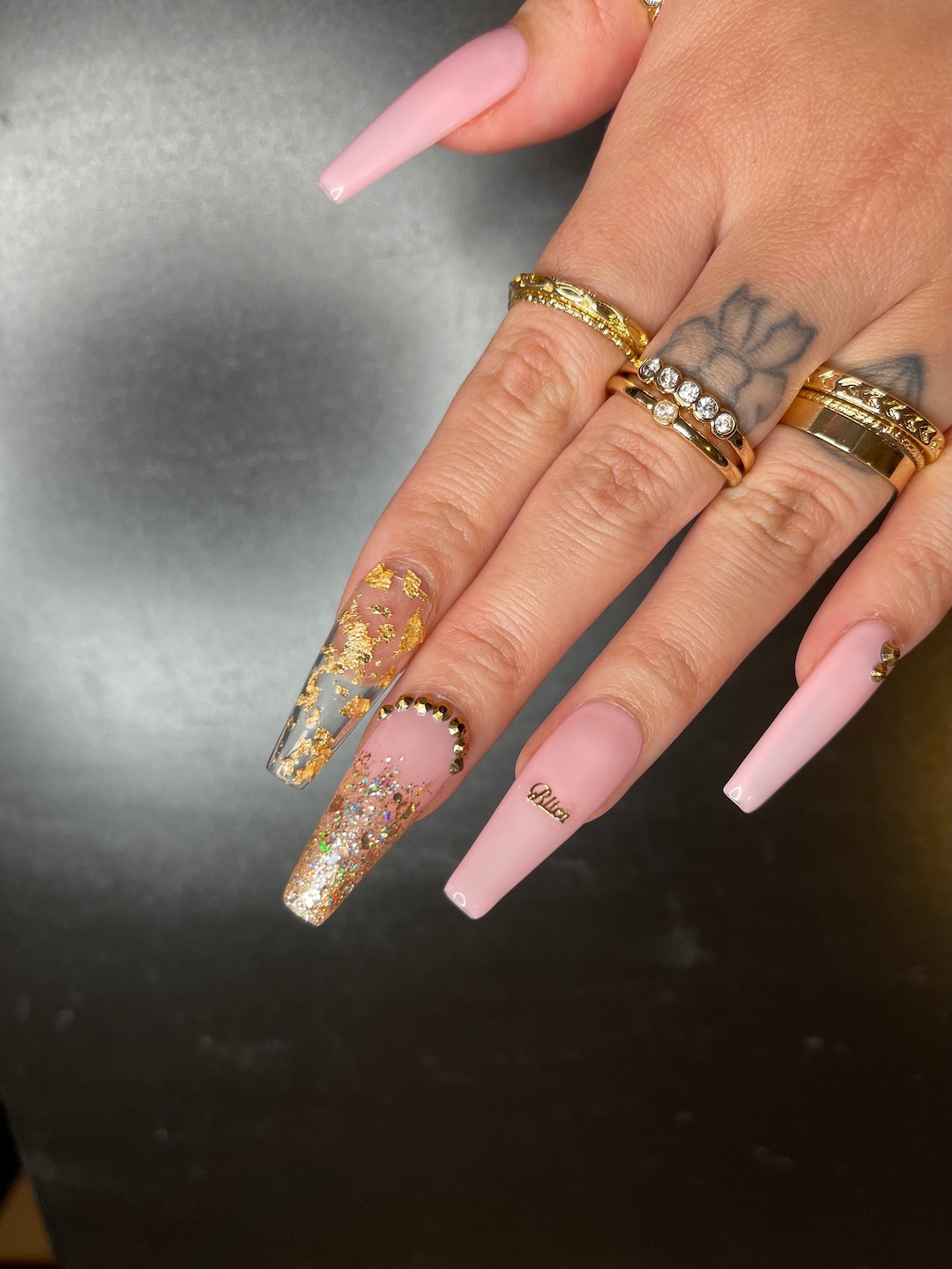 Pura rosa claro y oro prensa en uñas diseño ataúd largo - Etsy México