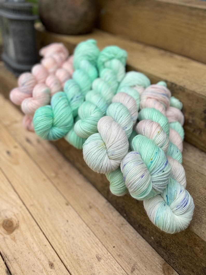 great discounts + free shipping Dried Flowers Yarn Fade