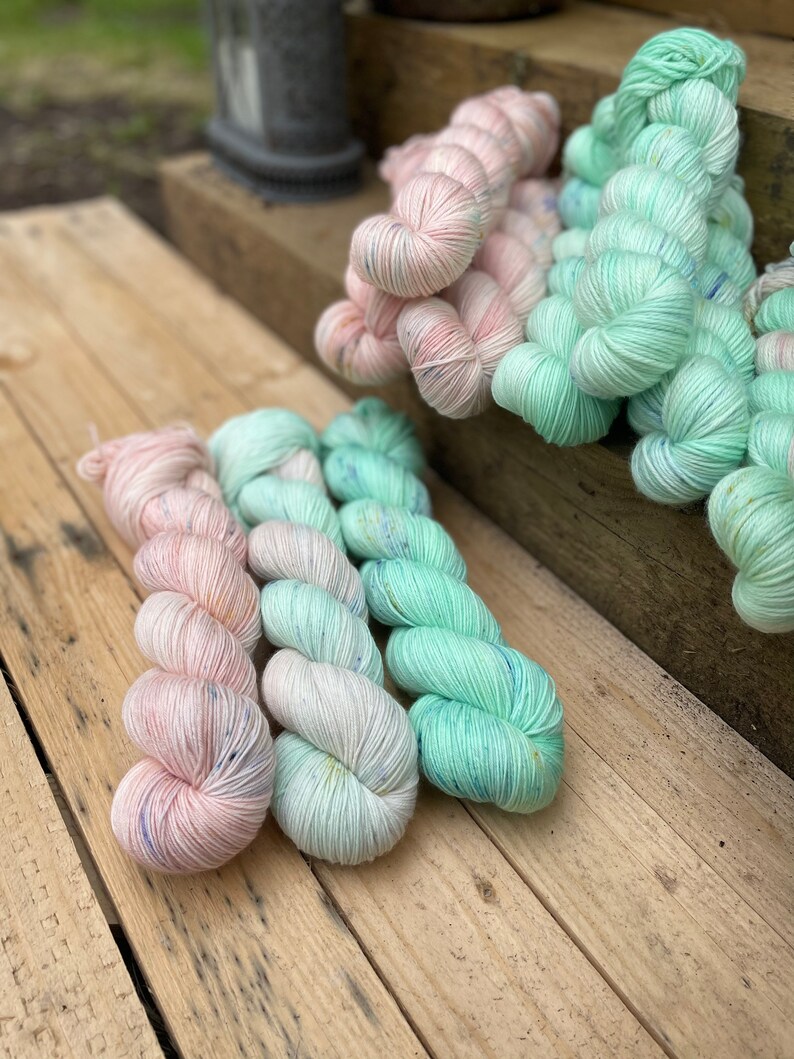 great discounts + free shipping Dried Flowers Yarn Fade