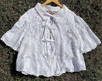 White lace shirt / Tablecloth shirt / Slow fashion upcycled / S to L