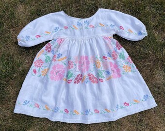 Babydoll dress / Linen embroidered dress / Mini linen dress / Tablecloth dress / One of a kind dress / Size XXS to S