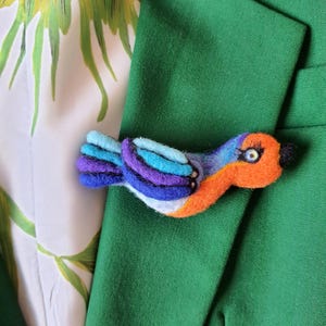 Felted Brooch Bird, Wool Jewelry, Felt Accessory, Wool Felt Bird Pin, Gift for Bird Lover, Gift For Her, Craft Bird, Fairy Bird, Idea Gift