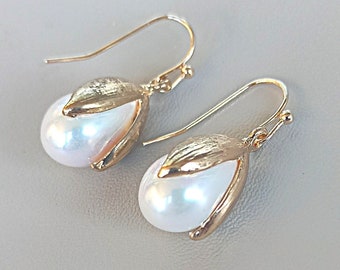 Snowdrop earrings gift for girlfriend |  24K gold plated flower earrings |  Faux pearl drop earrings