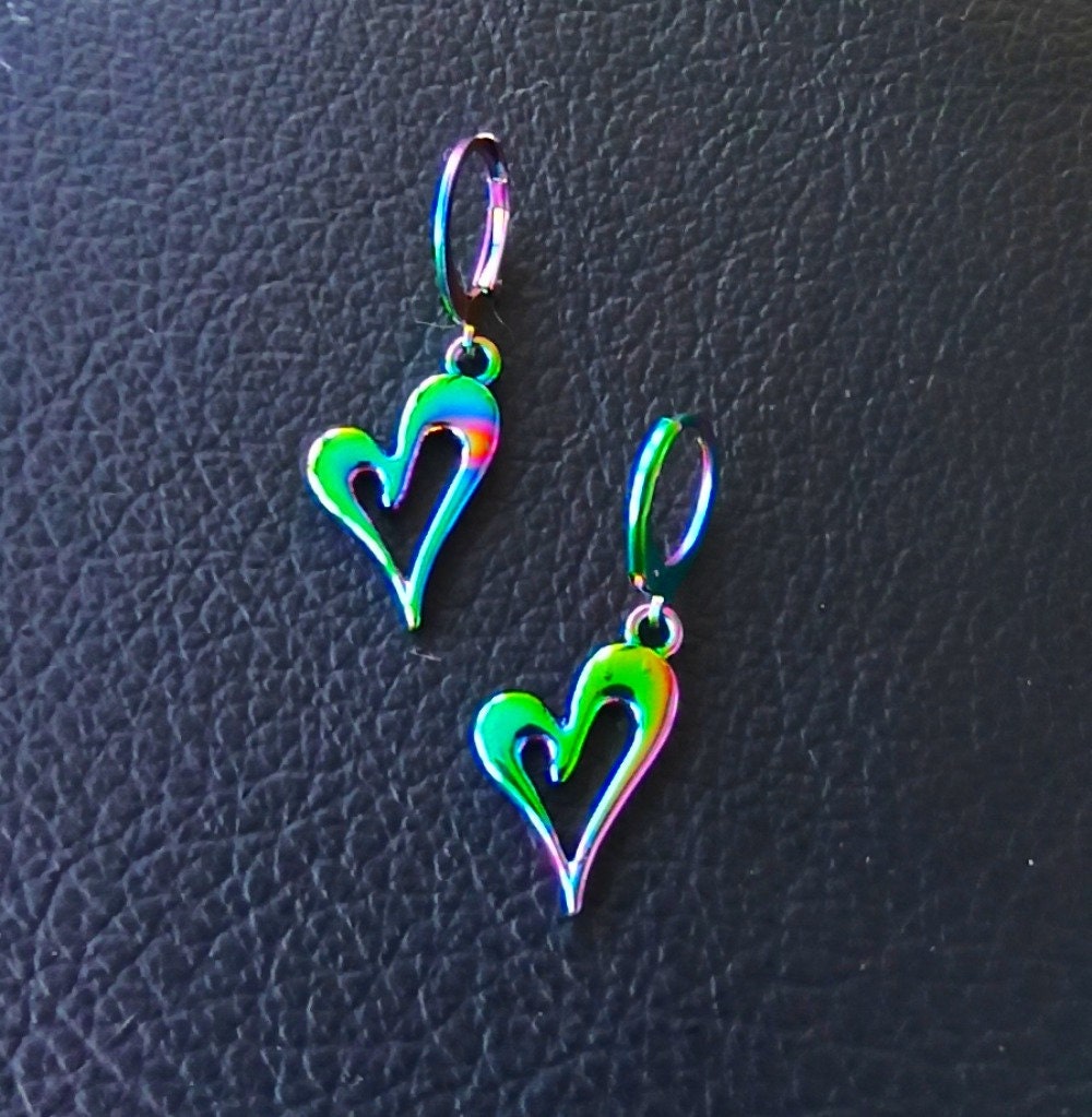 イヤリング TATIANA Silver 925 Rainbow Clear Heart Earrings EC1726 Rainbow Titanium Heart Earrings - Dainty Huggie Hoop