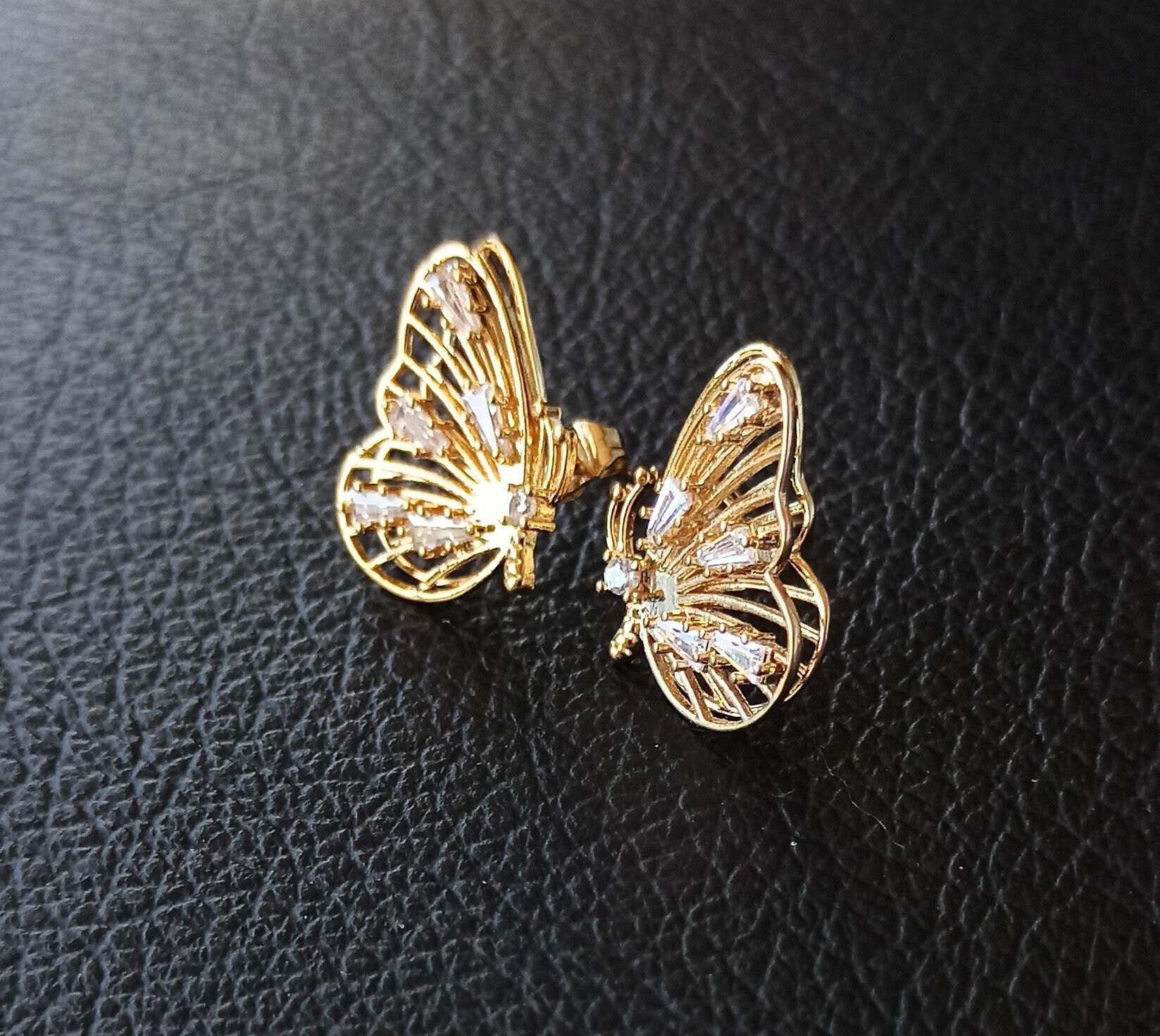 Gold plated butterfly earrings Clearance
