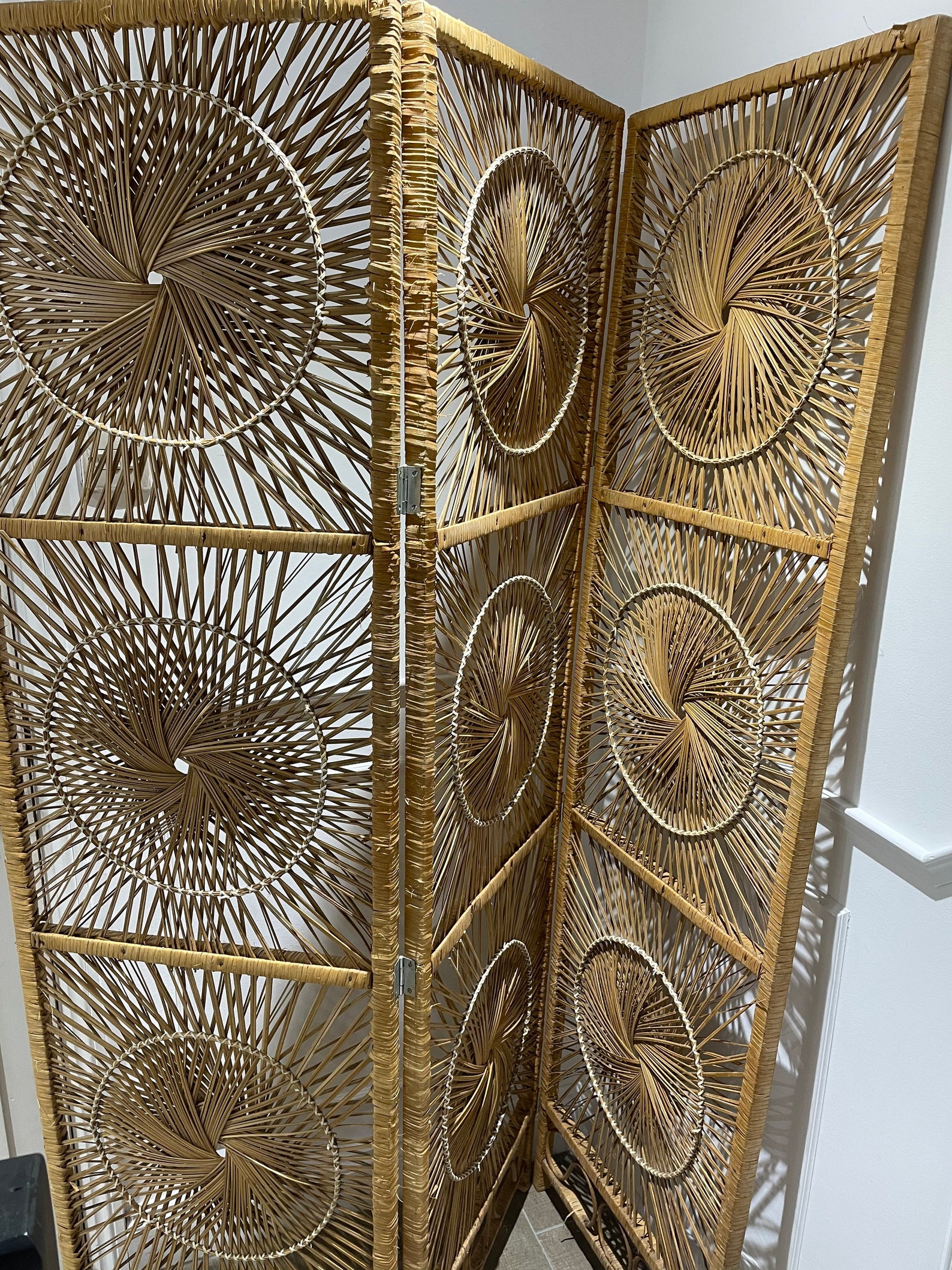 Sunburst Vintage Wicker Room Divider Screen Etsy