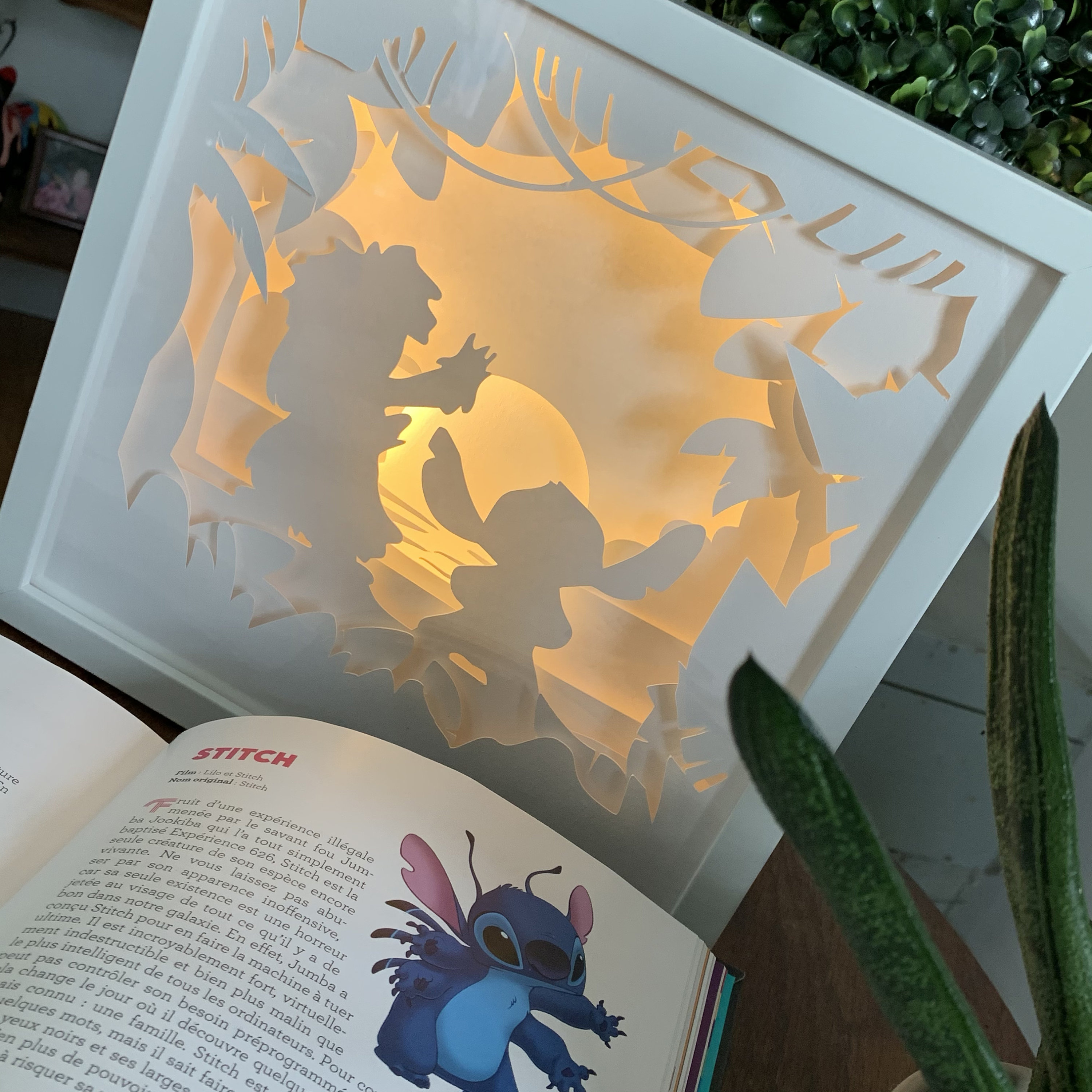 Lampe de chevet Stitch Lilo et Angel création artisanale. Personnalisé avec  le prénom : : Luminaires et Éclairage