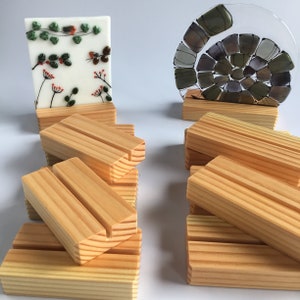Pine Art Glass Stands: Bulk Set of 10, FSC Wood
