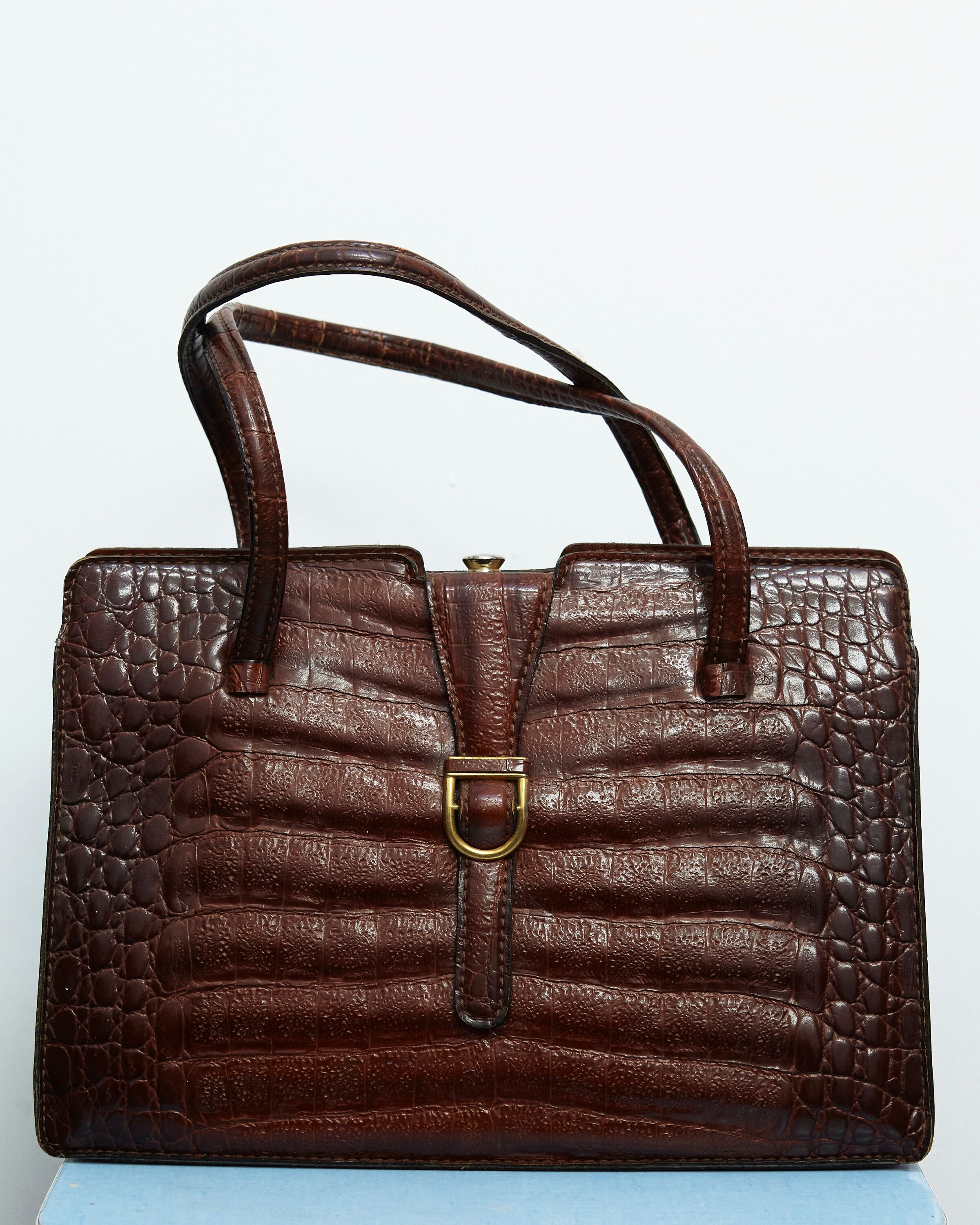 Sac Vintage Années 50 En Cuir Croco - Pochette Bandoulière Femme - Dimensions 30x18 Cm - Occasion