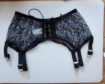 Liguero con cordones - Madura