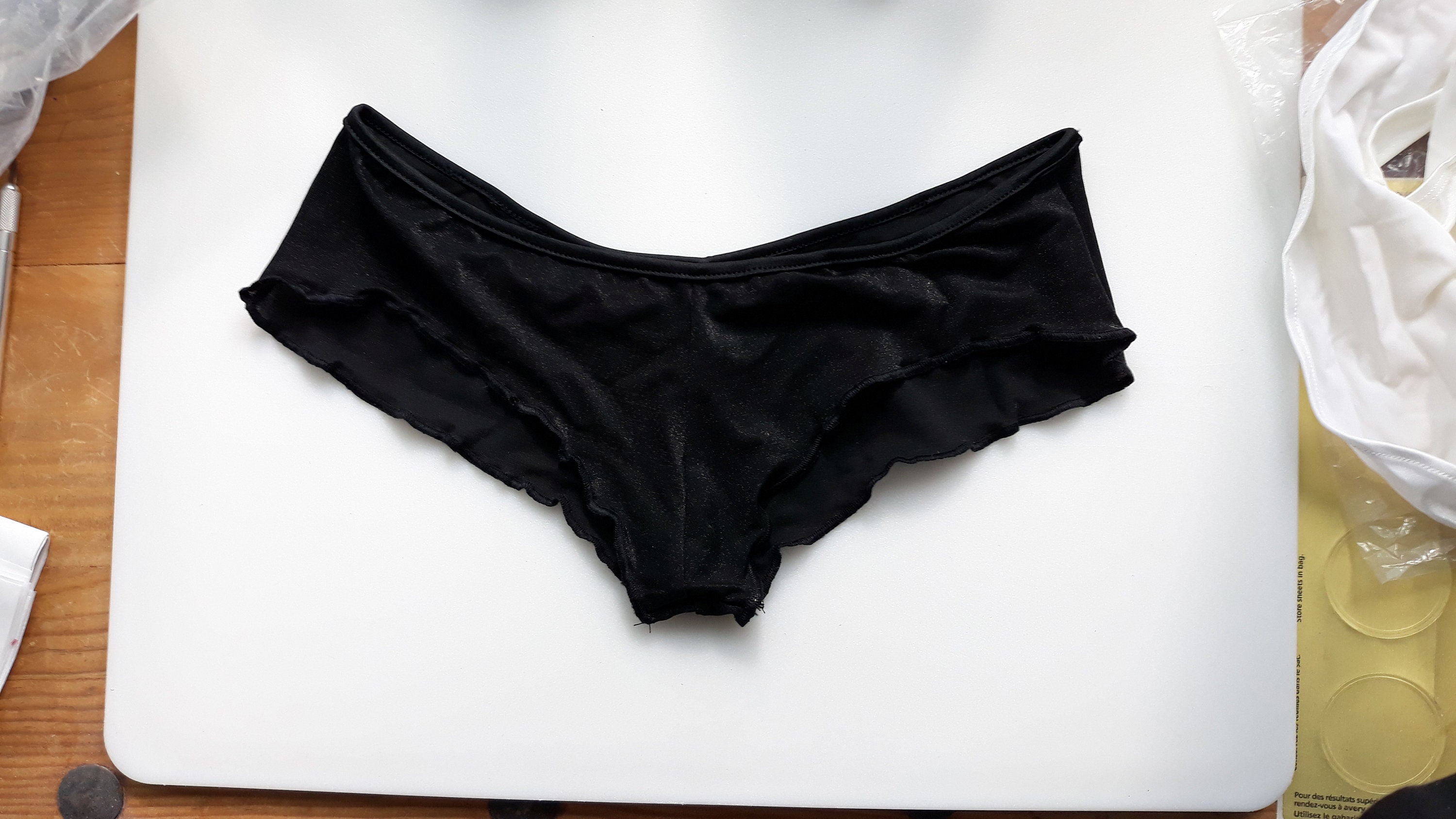 熟女透け透けパンティ 