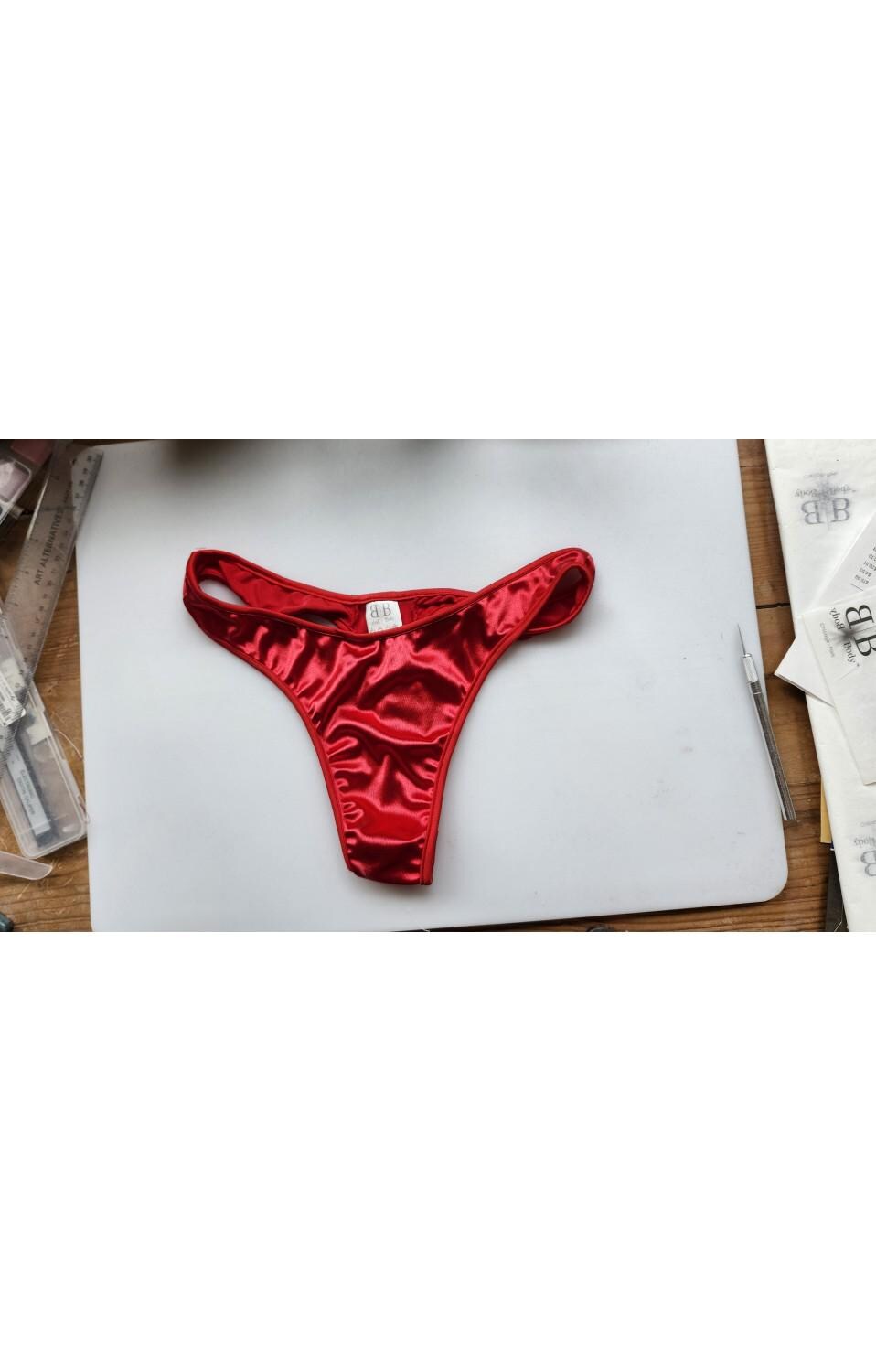 超熟女のｔバック画像 
