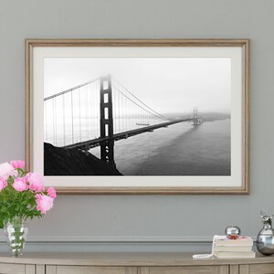 San Francisco&#39;s Iconic Golden Gate Bridge - Classic Landscape Photo for Your Home Decor, Printable and Instant Download Digital Photo Art