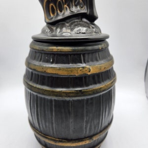 McCoy Wood Barrel Cookie Jar with Lid - 12"