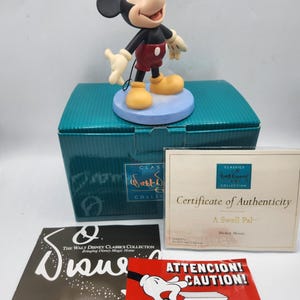 WDCC Mickey Mouse “A Swell Pal” Figurine - Box and COA - 4001763 画像 1