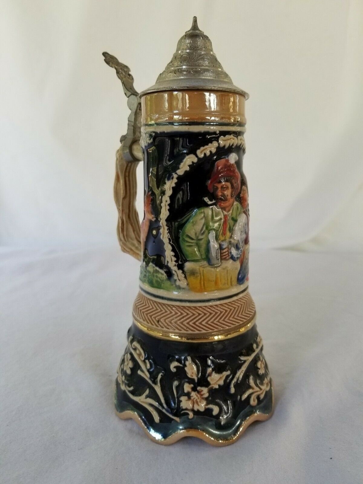 German Lidded Beer Stein Music Box A Touch of Comfort Etsy