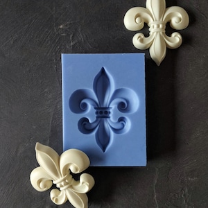 Moule en silicone fleur de lys, moule pour argile, moule pour résine, élément vintage, superpositions de lys héraldique