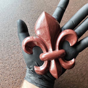 Fleur de Lis Resin Applique: Medieval Furniture Upcycling, Wall Decor
