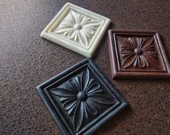 Square decorative overlays 10x10cm , resin mouldings with wood texture, furniture appliques, carved onlays