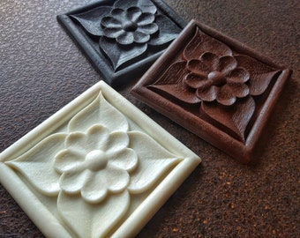 Square decorative overlays 10x10cm , resin mouldings with wood texture, furniture appliques, carved onlays