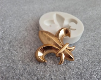 Fleur de Lis Silicone Mold, Resin, Fondant, Chocolate, Clay | medieval decoration