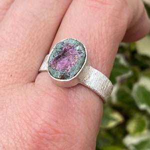 Ruby Zoisite Brushed Silver Ring -Raw Ruby Zoisite- Size U - Brushed Silver Ring - Natural Ruby Zoisite -Rough Ruby Zoisite Gemstone Ring  -