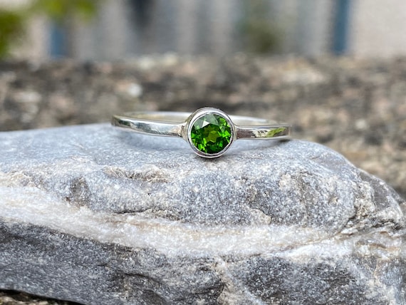 Chrome Diopside Sterling Silver Ring Faceted Round Chrome Diopside Ring Emerald Green Engagement Ring Green Gemstone Ring UK Etsy