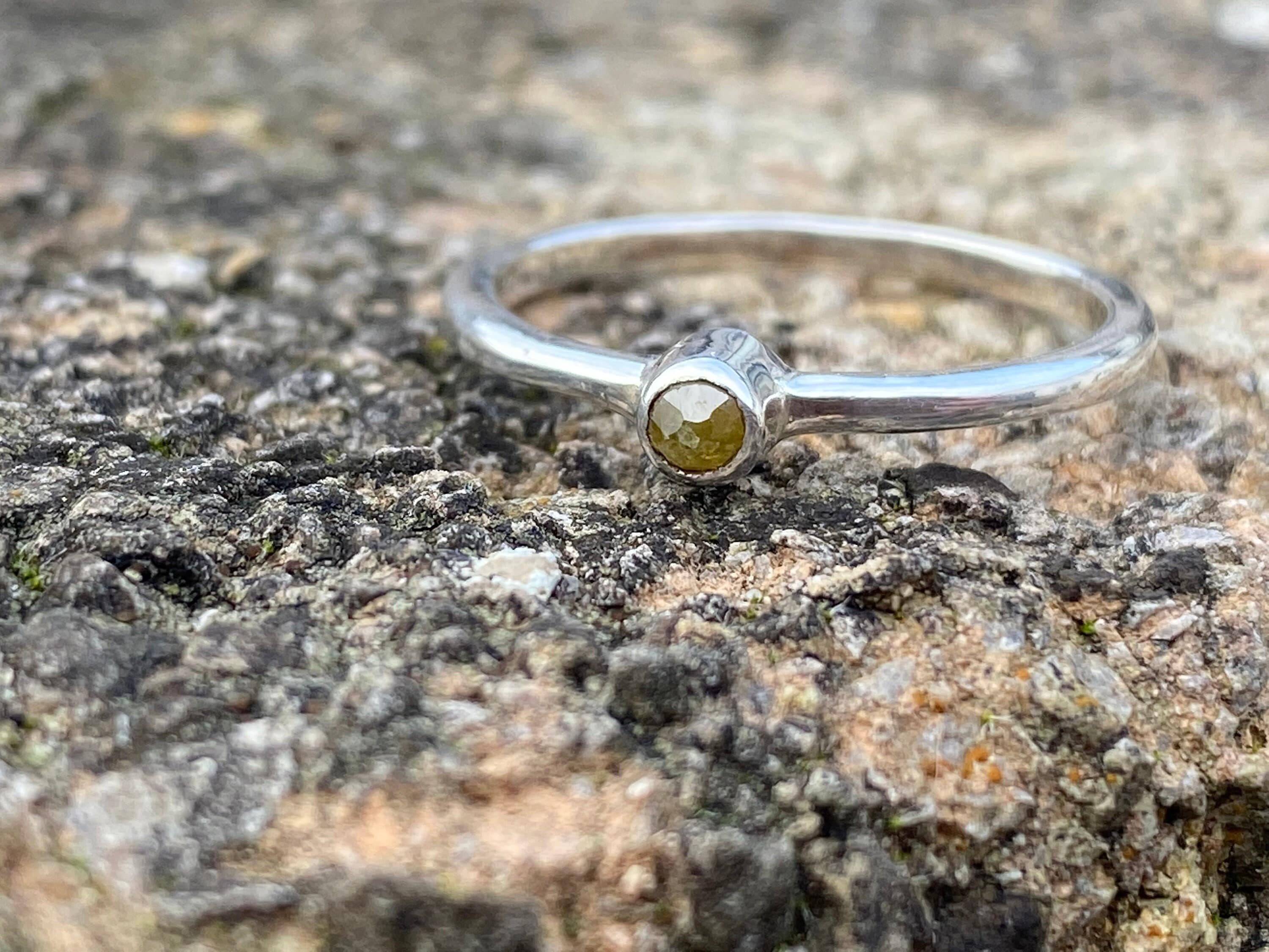 Used engagement rings near me deals