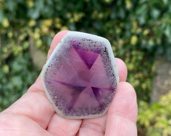 Trapiche Amethyst Cabochon, 39x45mm, 21g / 105ct - Trapiche Amethyst Fensterscheibe - Lila Edelsteine - Amethyst Scheibe - Specimens