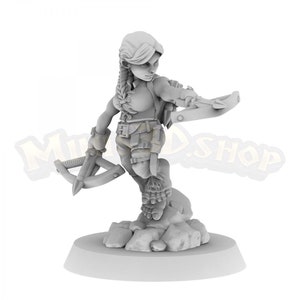 Lara Croft Halfling Explorer OP003