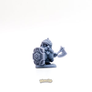 Heroes Arcadia: Barbarian, Elf, Wizard, Dwarf HQ Dungeon by Minis3D Dwarf Pose 2