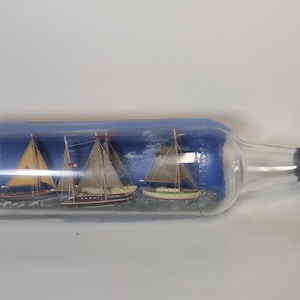 Schiff in der Flasche Antike 4 Segelboote Regatta Westdeutsche Flasche