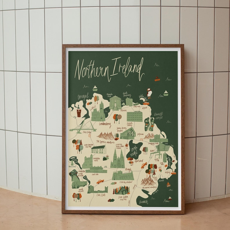 Nordirland karta tryck konst Nordirland väggtavla Irländsk roadtrip souvenir Nordirland kustkonst tryck karta bild 5