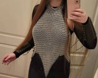 Armadura ligera de aluminio con cuello halter y cota de malla para disfraces medievales, festivales y fiestas. Un regalo único hecho a mano.