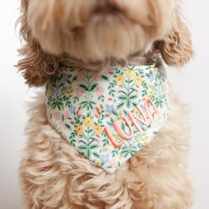 Personalized Floral Meadow Dog Bandana with Snaps – Floral Bandana with Name Embroidery – Girl Dog Gift, Birthday or Everyday Wear