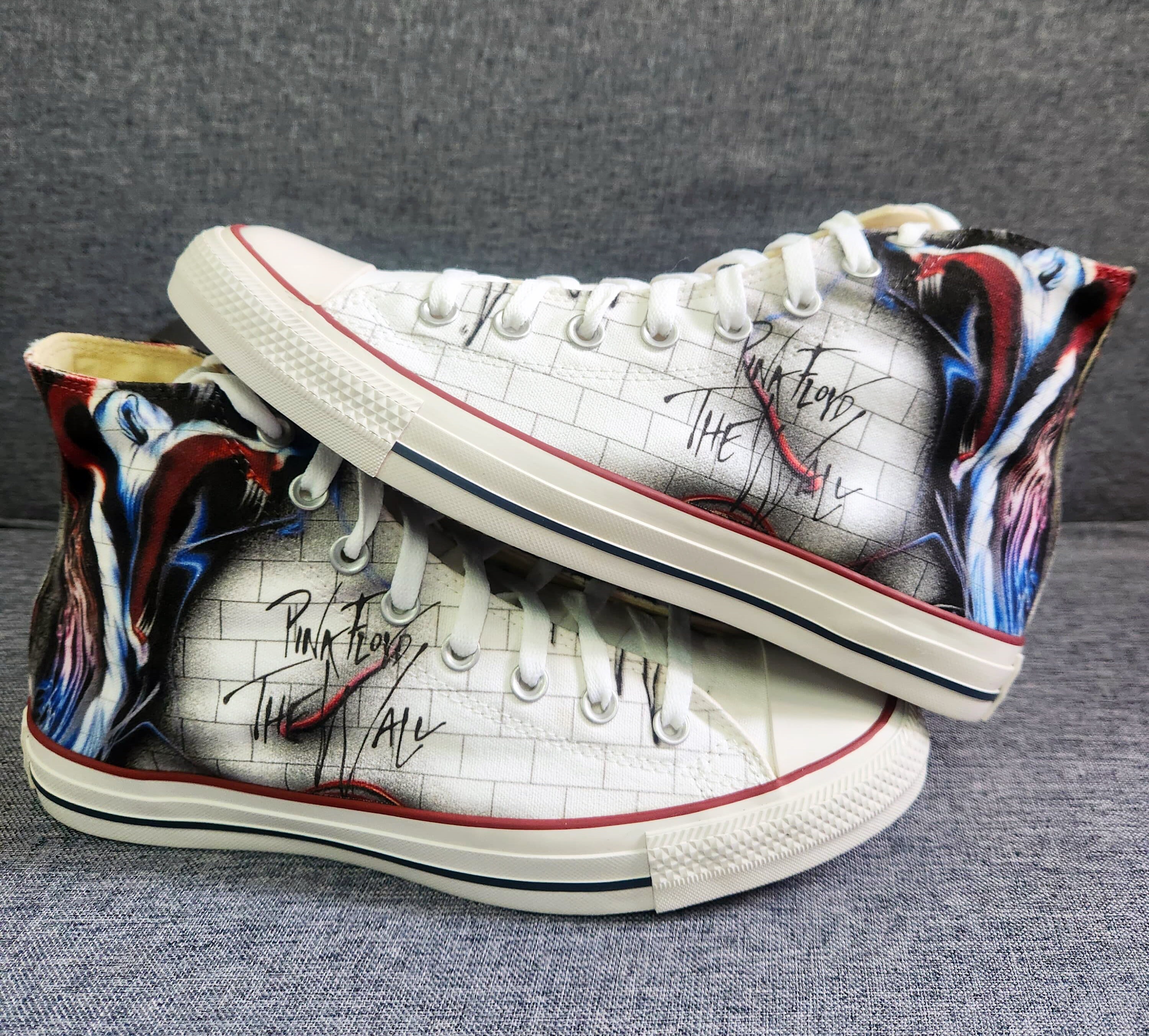 Pink floyd converse shop shoes for sale
