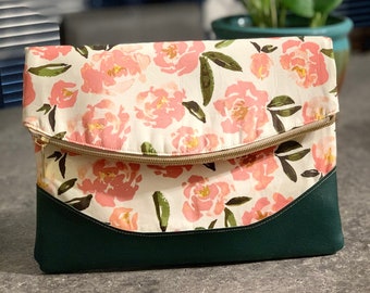 Heidi Foldover Clutch in Coral Roses