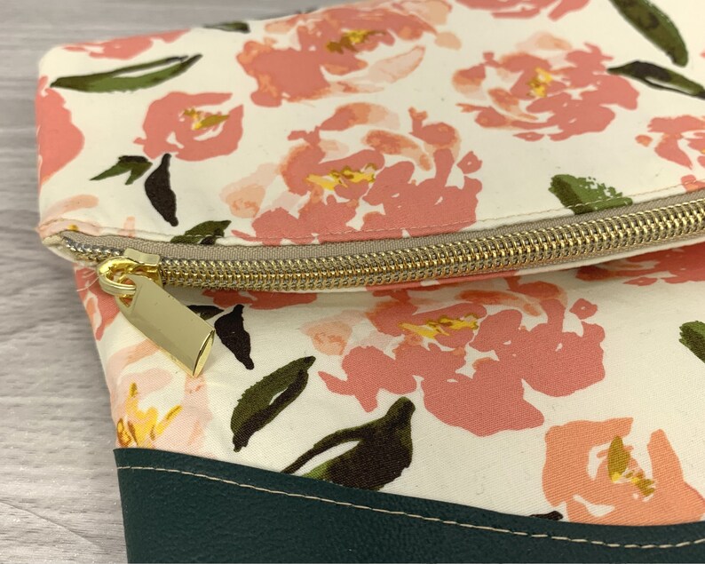 Heidi Foldover Clutch in Coral Roses