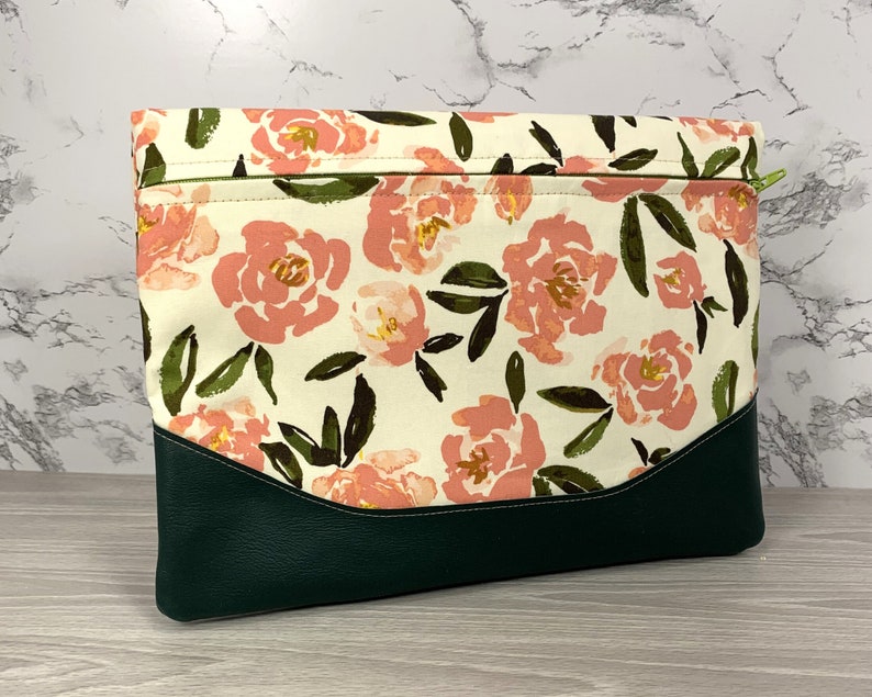 Heidi Foldover Clutch in Coral Roses