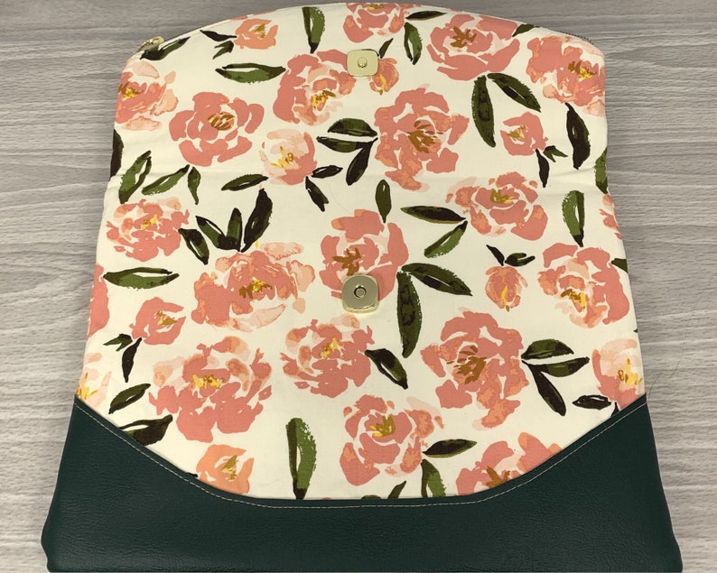 Heidi Foldover Clutch in Coral Roses