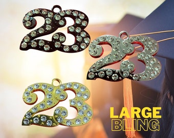 Classe de 2023 Graduation Charms, Senior Bling Tassel Drop ou Zipper Pull Black, Silver Gold graduate cadeau de graduation pour les seniors 23 Porte-clés