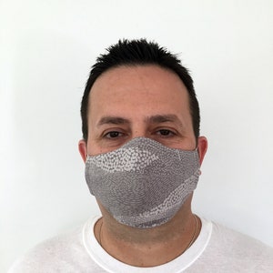 Men&#39;s Face Mask in Earth Taupe, Light Gray Face Mask For Men, Grey Color, 3 Layers, Cotton, Polypropylene, Filter Pocket, Nose Wire