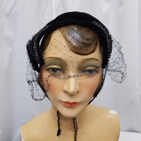 1940 headpiece