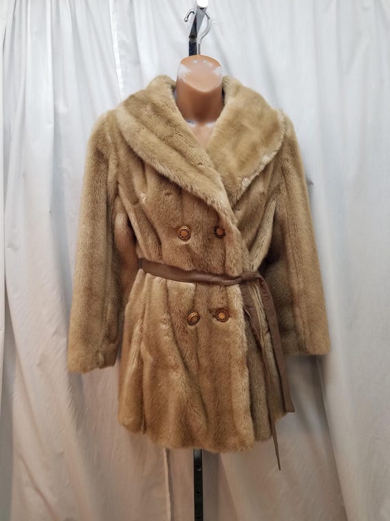 Vintage Aleutian Styled by Dubrowsky & Joseph Natural Brown Faux 