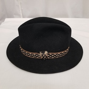 Fabini Hat - Etsy display picture 2
